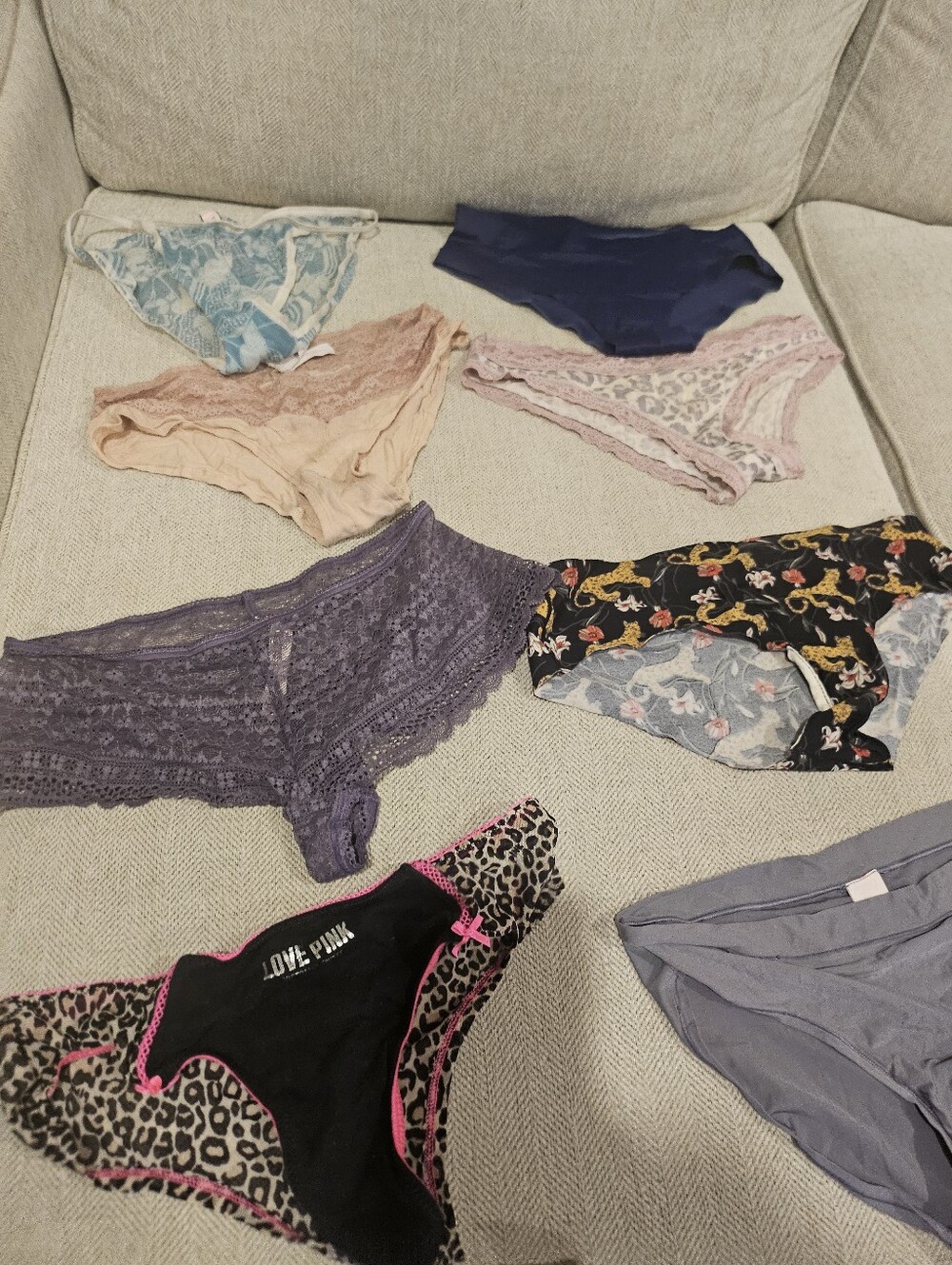 10 Pairs Of Victoria's Secret Underwear XS S - Picture 2 of 4